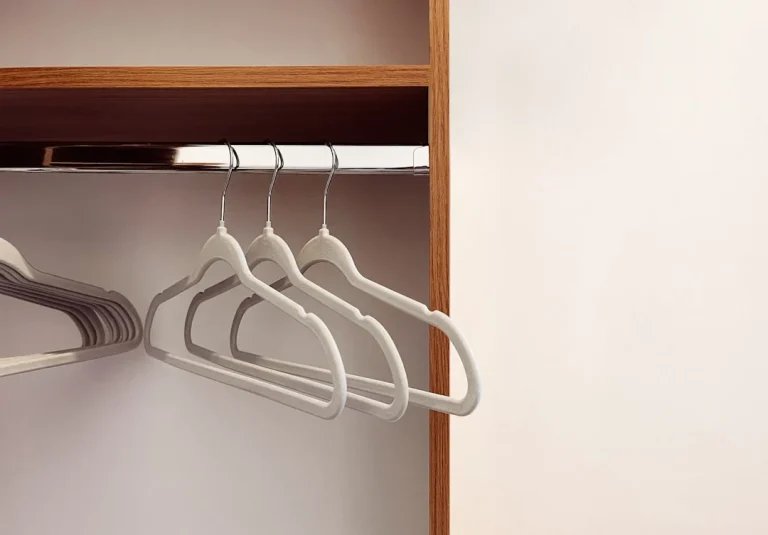 Acrylic Shelf Metal Rack
