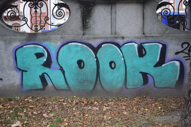 Bocoran Estimasi Harga Besi Buat Rak Toko