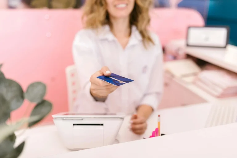 Cashier Counter Retail Store