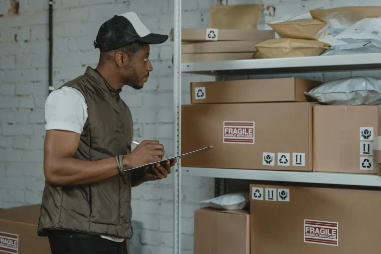 Checking Quality Metal Shelf