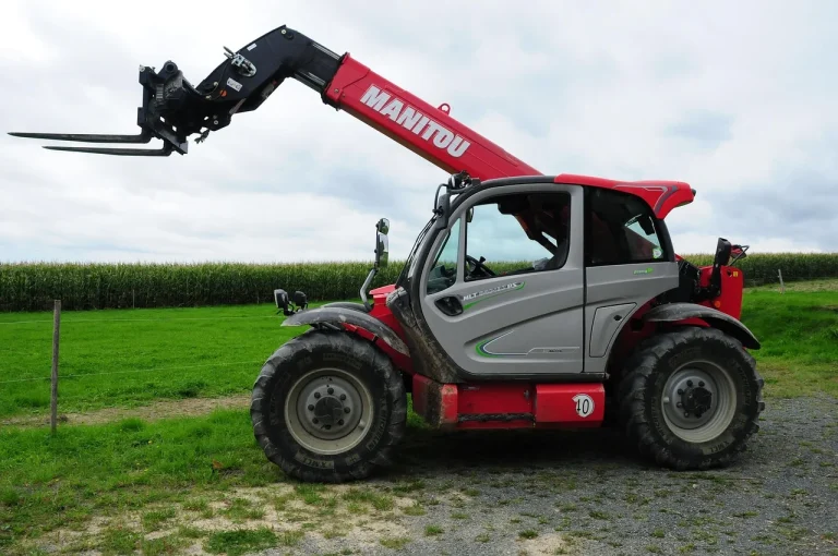 Forklift Driver Logistics Operation
