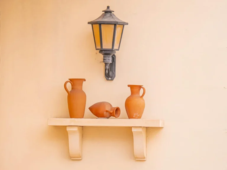 Gondola Shelf Wall Display