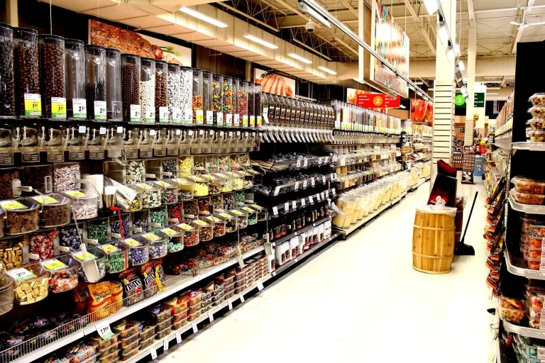 Grocery Store Retail Shelves