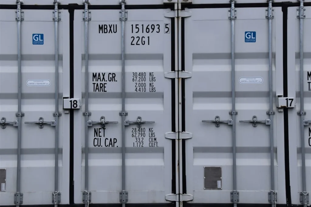 Heavy Loading Warehouse Crates