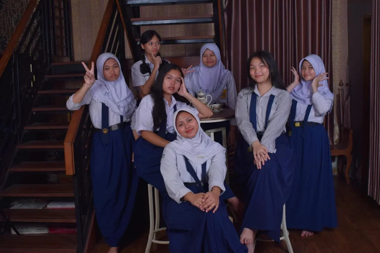 Langkah Sistematis Memilih Rak Kayu Berkualitas