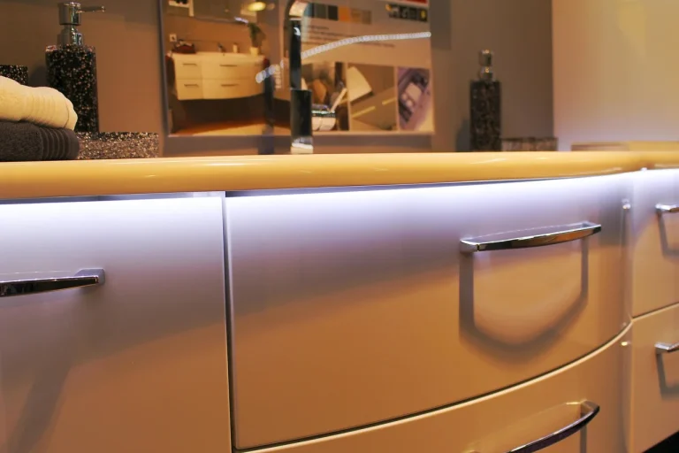 Led Lighting Glowing Shelf