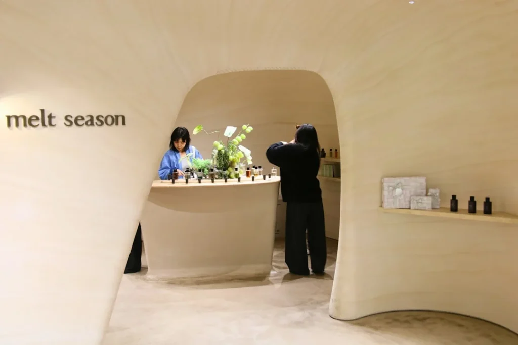 Luxury Handbag Boutique Interior