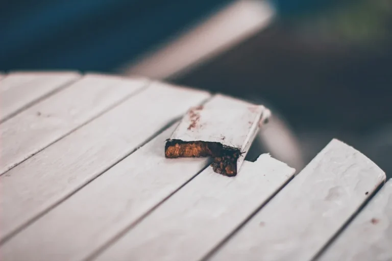 Mengapa Memilih Rak Rokok Yang Tepat Sangat Krusial?