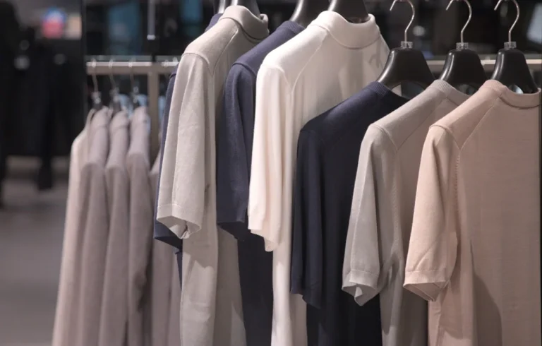 Mengenal Jenis-Jenis Display Rak Baju Yang Populer
