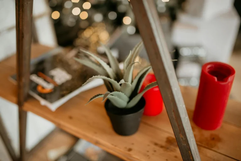 Metal Bracket Shelf Support
