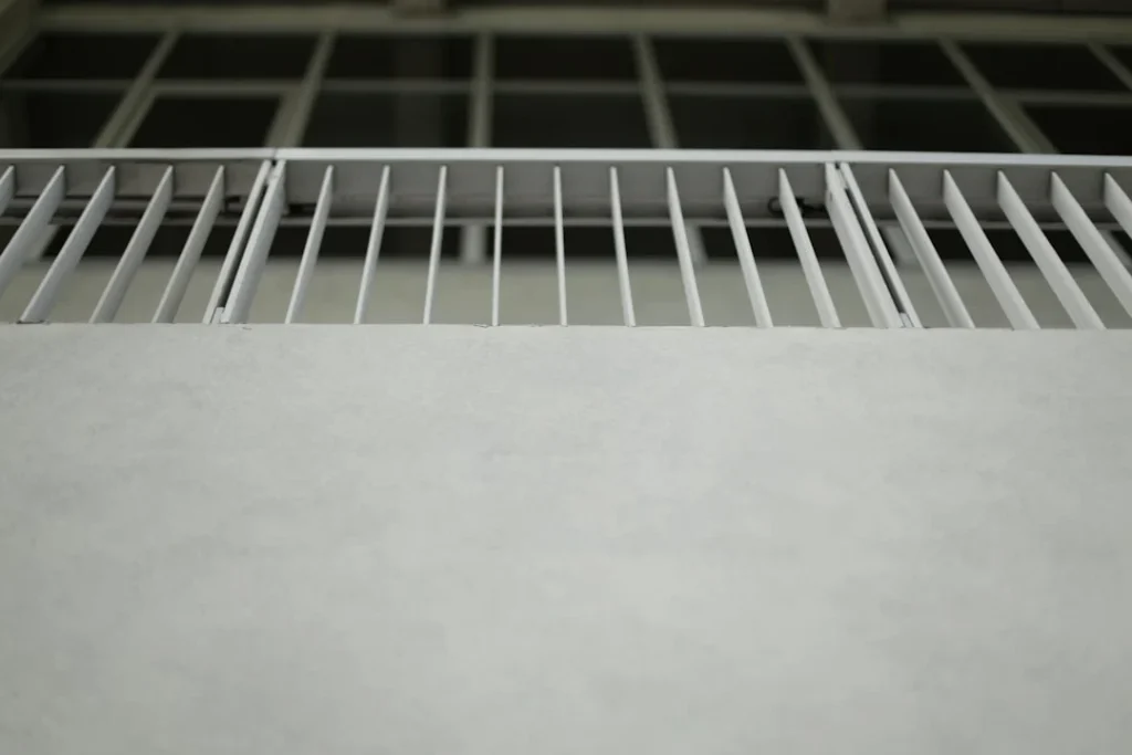 Metal Shelf Quality Control