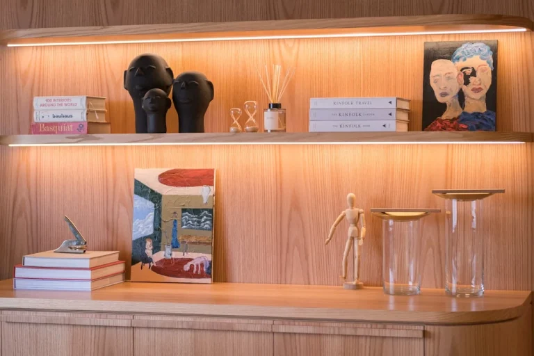 Modern Cashier Minimalist Interior