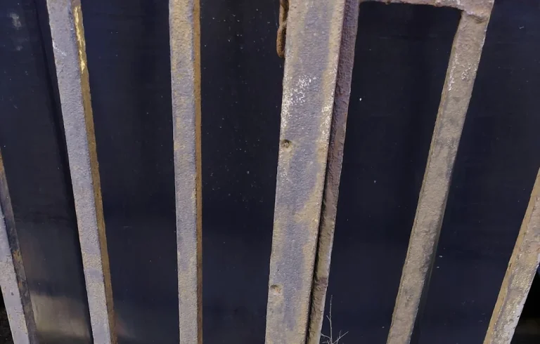 Pallet Rack Iron Pillar