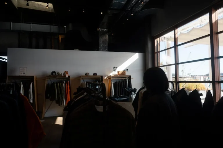 Retail Store Display Rack