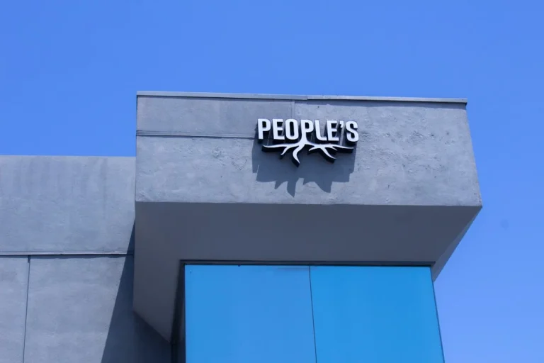 Retail Store Modern Shop