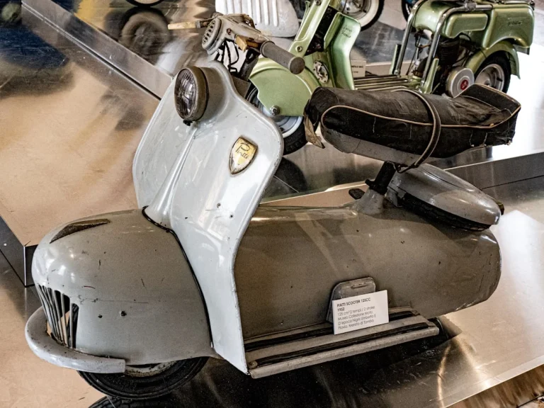 Robotic Arm Conveyor Belt