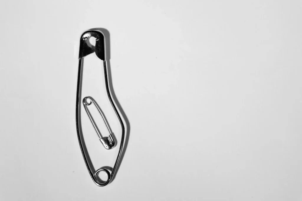 Safety Pin Rak Warehouse Original