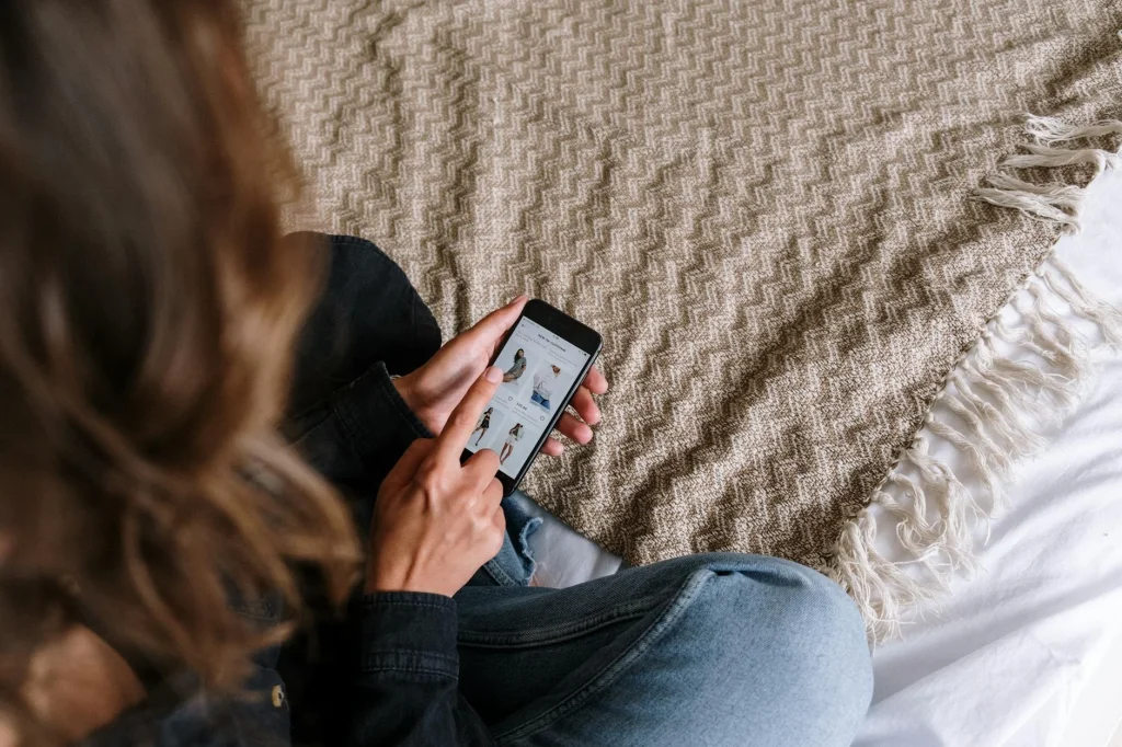Smartphone App Online Shopping