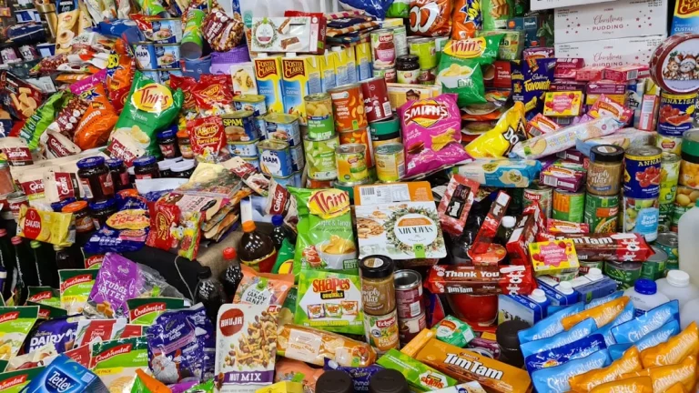 Snack Display Grocery Shelf