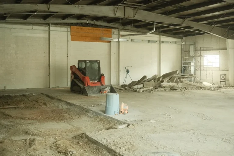 Storage Pallets Forklift Warehouse