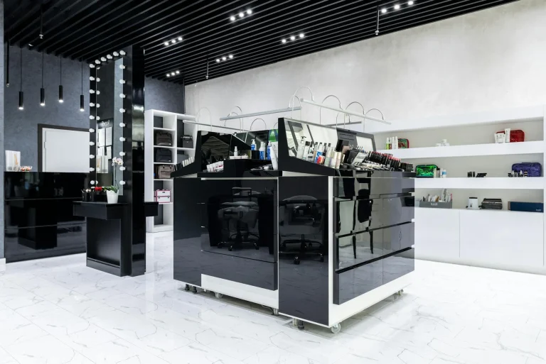 Store Counter Retail Display
