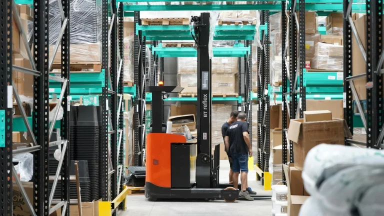 Warehouse Robot Automated Storage