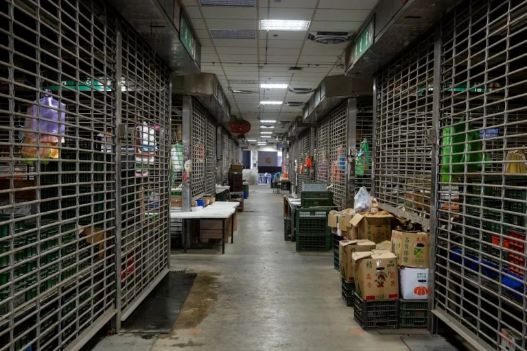 Warehouse Shelving Chemical Storage