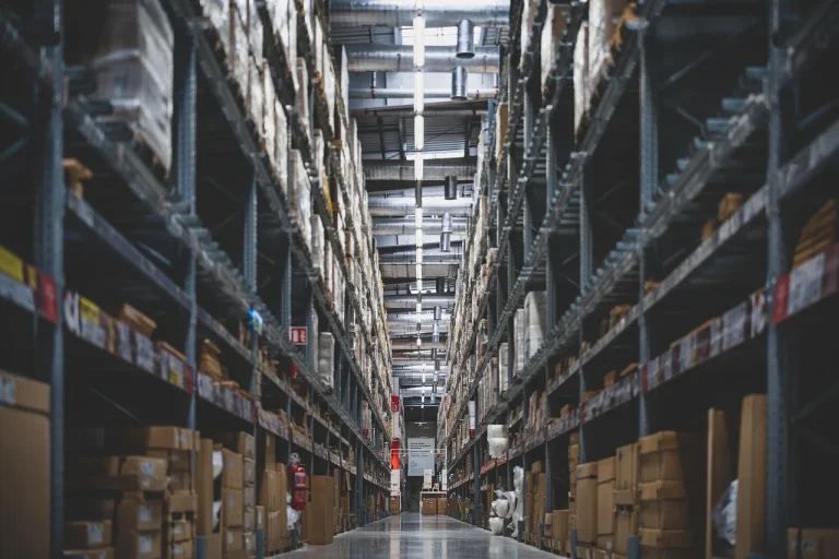 Warehouse Storage Metal Shelves