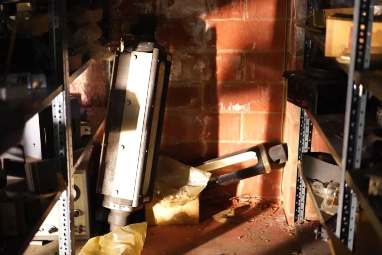 Warehouse Storage Metal Shelves