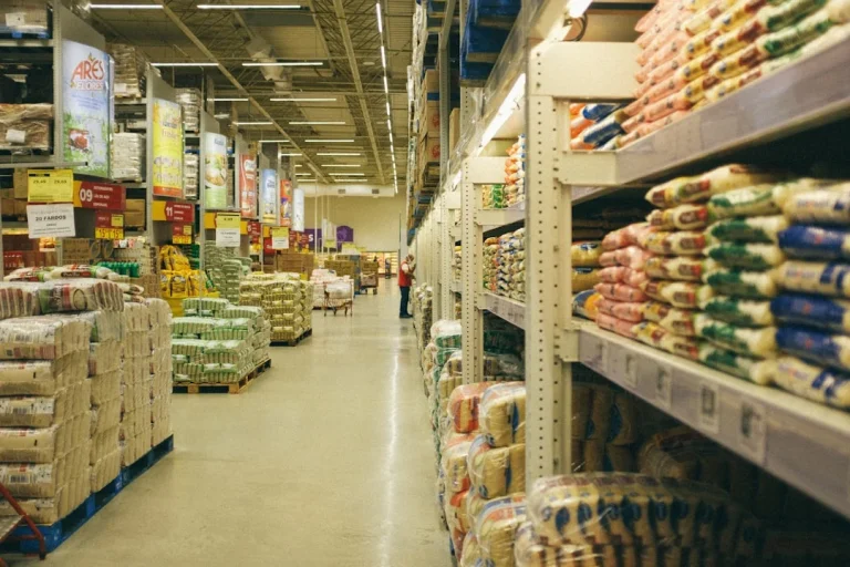 Warehouse Storage Retail Shop